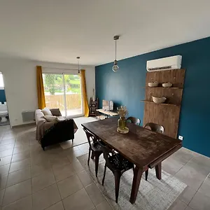 https://maison-en-plein-coeur-de-lardeche.hotels-rhonealpes.com